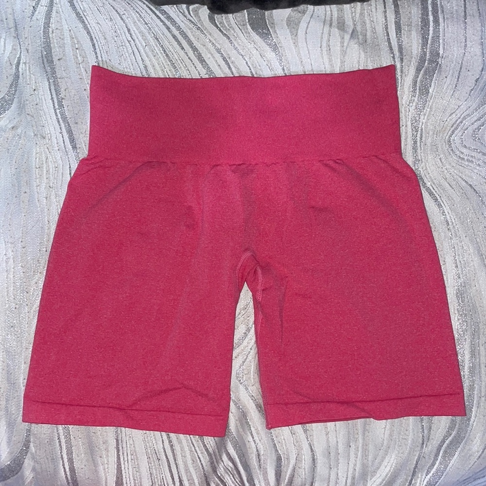 NVGTN Hot Pink Pro Seamless Shorts